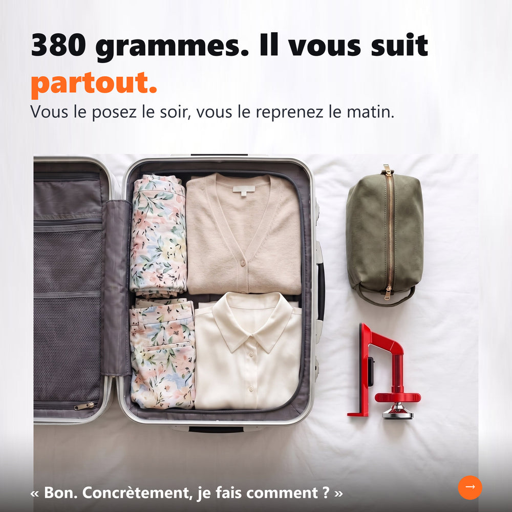 Bloque-porte BLINDIER posé à côté d'une valise ouverte remplie de vêtements pliés